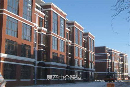 得利斯世纪城108m2套三带车位附房，高层好楼层，交通便利！